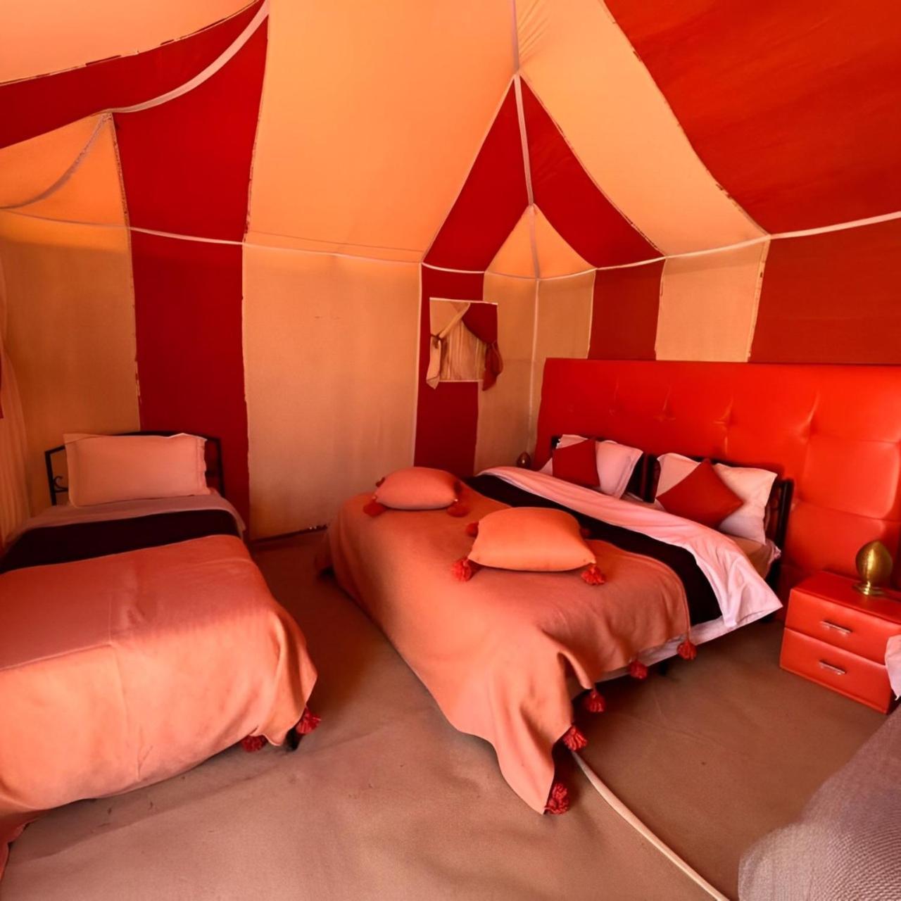Exceptional Luxury Camp Hotel Merzuga Kültér fotó